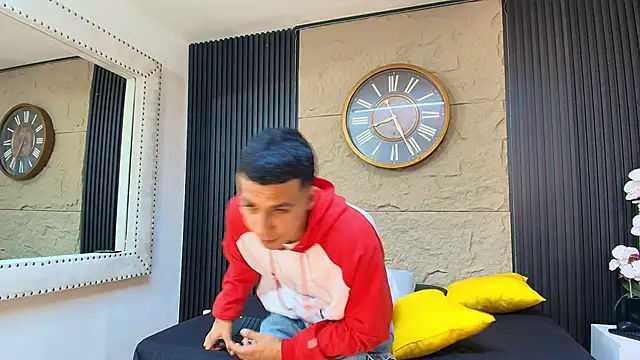 Marcus Jeron online show from May 10, 2026, 2:06 am