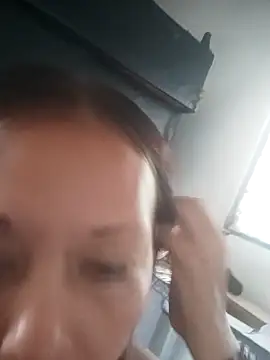 marinita13 online show from November 7, 2025, 3:01 pm