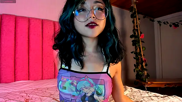 Snapshot of TerumiKitty chatting on November 27, 2025, 9:50 pm TerumiKitty online show from November 27, 2025, 9:50 pm