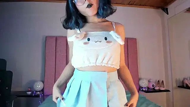 Snapshot of TerumiKitty chatting on February 5, 2026, 9:19 pm TerumiKitty online show from February 5, 2026, 9:19 pm