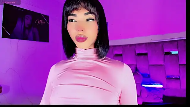 LADY-HOT-SEXY- online show from January 14, 2026, 5:13 am