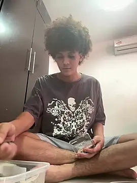 Max Rain online show from July 13, 2026, 9:28 pm