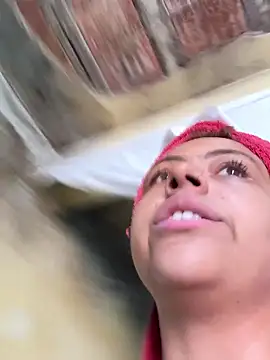 Chloe Leaozinho online show from January 16, 2026, 4:55 pm