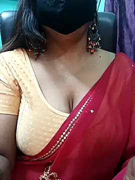 Snapshot of Bhanu-Sharma chatting on February 2, 2026, 4:33 am Bhanu-Sharma online show from February 2, 2026, 4:33 am