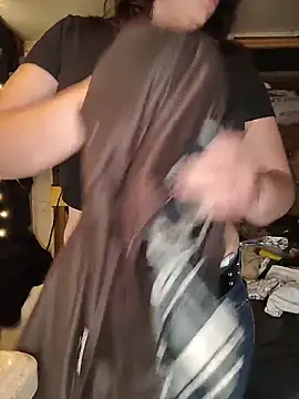 Snapshot of Britania666 chatting on February 16, 2026, 5:25 am Britania666 online show from February 16, 2026, 5:25 am