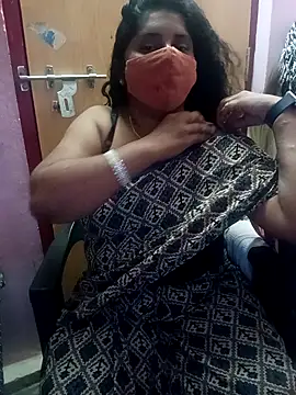 Jessi 25 online show from February 15, 2026, 4:03 pm