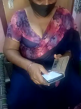 Jessi 25 online show from March 12, 2026, 5:41 pm