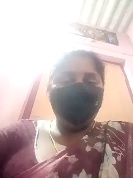 Jessi 25 online show from April 9, 2026, 10:20 am