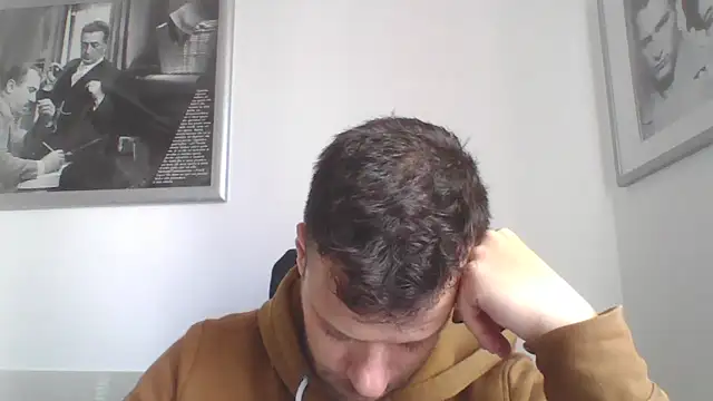 Snapshot of FROCETTO93 chatting on April 29, 2026, 6:17 am FROCETTO93 online show from April 29, 2026, 6:17 am