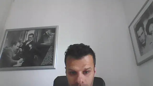 Snapshot of FROCETTO93 chatting on May 12, 2026, 11:40 am FROCETTO93 online show from May 12, 2026, 11:40 am