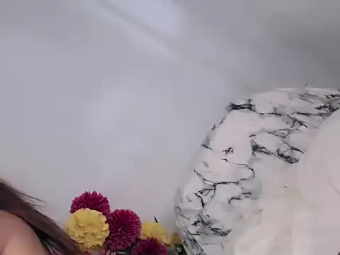 Snapshot of Dwarffuckingfinaxx chatting on October 31, 2025, 4:30 pm Dwarffuckingfinaxx online show from October 31, 2025, 4:30 pm