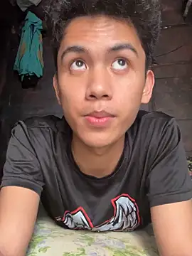 Demure Asian143 online show from September 26, 2025, 6:39 am