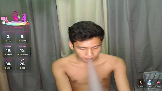 Demure Asian143 online show from December 15, 2025, 12:42 pm