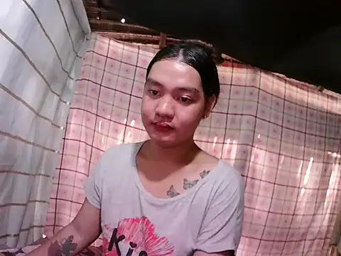 asian janella online show from January 15, 2026, 8:41 am