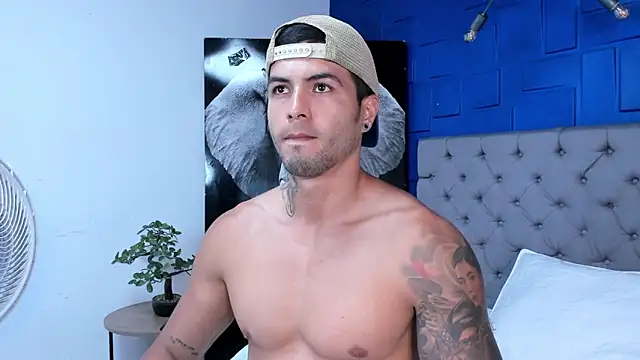 andres-clark92 online show from September 24, 2025, 5:27 pm