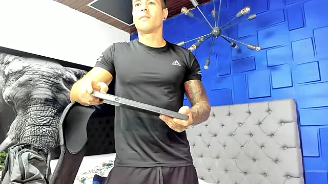 andres-clark92 online show from March 30, 2026, 4:41 pm