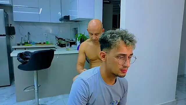 Snapshot of twoboyssex chatting on May 8, 2026, 1:44 am twoboyssex online show from May 8, 2026, 1:44 am