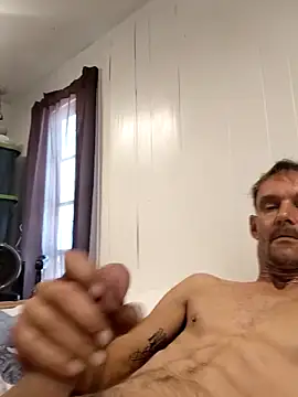 Hungwell1515 online show from April 13, 2026, 2:44 pm