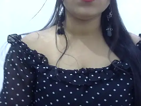 LIYO  online show from March 14, 2026, 7:14 am