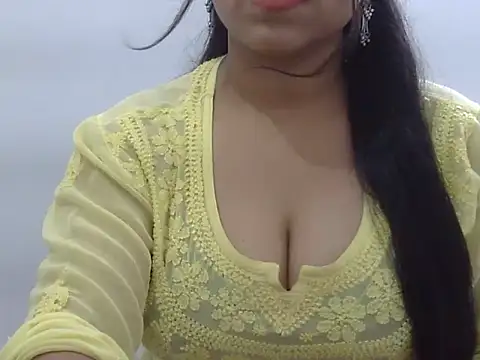 Snapshot of LIYO_ chatting on June 26, 2026, 7:46 am LIYO online show from June 26, 2026, 7:46 am