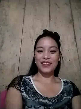 Maipm18 online show from October 4, 2025, 1:03 am