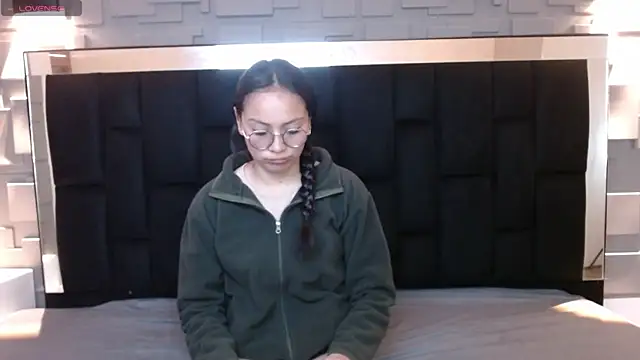 katalina07 1 online show from October 4, 2025, 12:47 pm