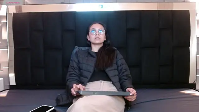 katalina07 1 online show from October 11, 2025, 4:05 pm