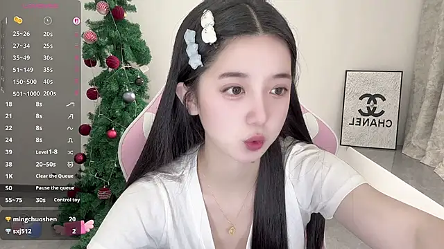 Snapshot of OiOi-666 chatting on June 20, 2026, 1:14 pm OiOi-666 online show from June 20, 2026, 1:14 pm