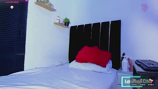 bellota924 online show from September 29, 2025, 1:38 pm