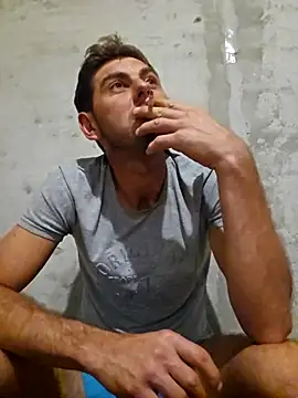 Alex-andru88 online show from October 29, 2025, 7:59 pm