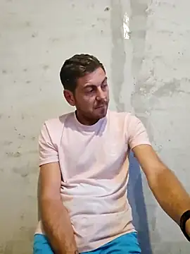 Alex-andru88 online show from October 31, 2025, 6:14 am