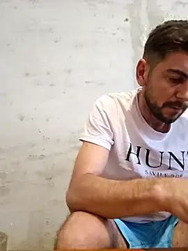 Alex-andru88 online show from December 4, 2025, 12:58 pm