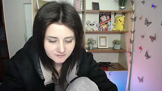 Katrin kiss  online show from April 17, 2026, 12:19 pm