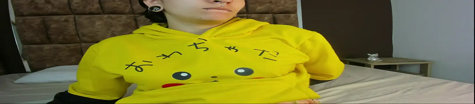 Kitty ravee online show from September 19, 2025, 12:06 pm