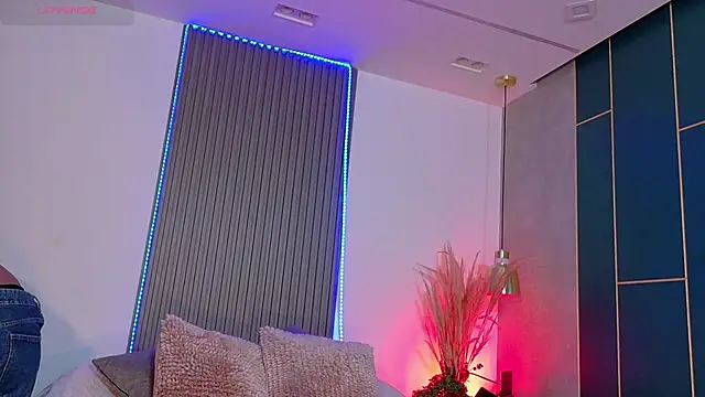 DollyBrowncc online show from March 26, 2026, 3:01 am