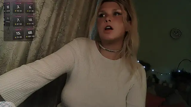 Snapshot of TsPostophere chatting on November 21, 2025, 9:52 am TsPostophere online show from November 21, 2025, 9:52 am