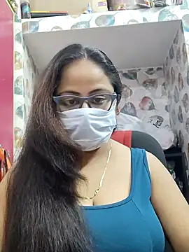 nisha 1110 online show from November 8, 2025, 1:22 pm