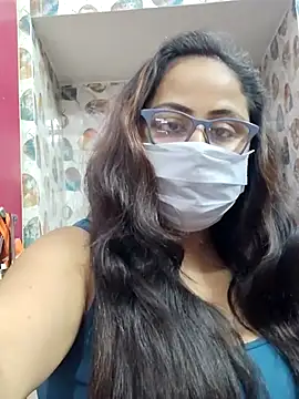 nisha 1110 online show from December 13, 2025, 7:53 pm