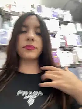 Katie rawwww online show from January 6, 2026, 4:54 pm