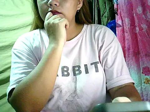 Snapshot of yuana25 chatting on February 3, 2026, 7:02 am yuana25 online show from February 3, 2026, 7:02 am