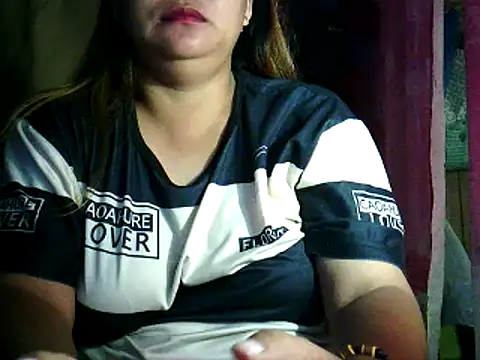 Snapshot of yuana25 chatting on February 19, 2026, 10:22 am yuana25 online show from February 19, 2026, 10:22 am