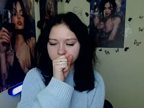 LadyAlice  online show from November 25, 2025, 7:08 am