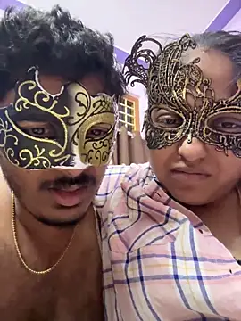 VVcouple online show from October 28, 2025, 6:10 pm