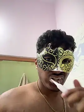 VVcouple online show from October 30, 2025, 12:56 am