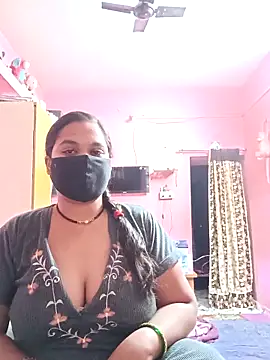 biggbobbsgirl online show from December 19, 2025, 6:26 pm