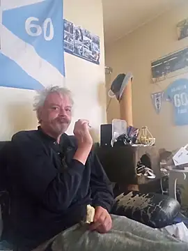 Fonse1860 online show from November 24, 2025, 8:14 am