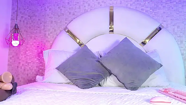 marcela rojas online show from September 17, 2025, 11:34 am