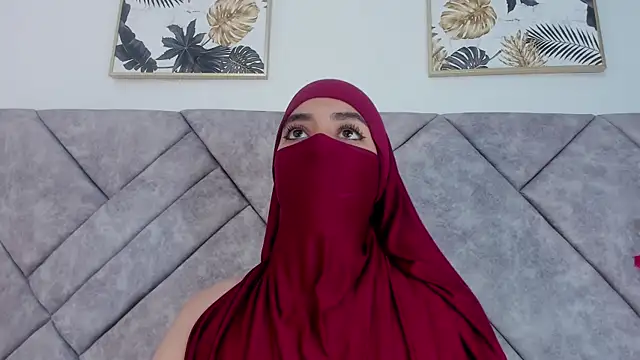 nayiraa  online show from March 14, 2026, 6:46 pm