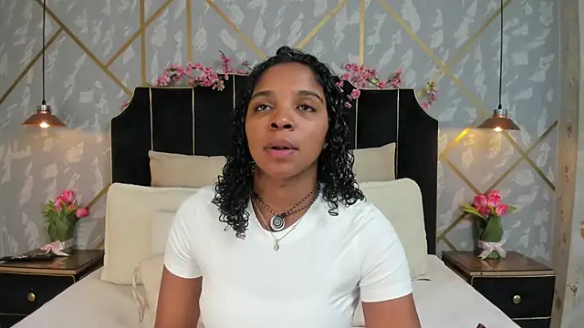 LisaMendez online show from April 16, 2026, 3:51 am