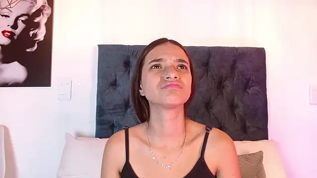 Lilith Nocturne online show from December 19, 2025, 7:21 pm